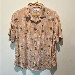 FREE PLANET Casual Button Down Shirt with Palm tree pattern size small